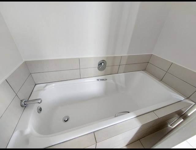 1 BEDROOM APARTMENT FOR SALE IN HALFWAY GARDENS